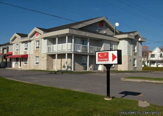 Econo Lodge Cabano Exterior foto